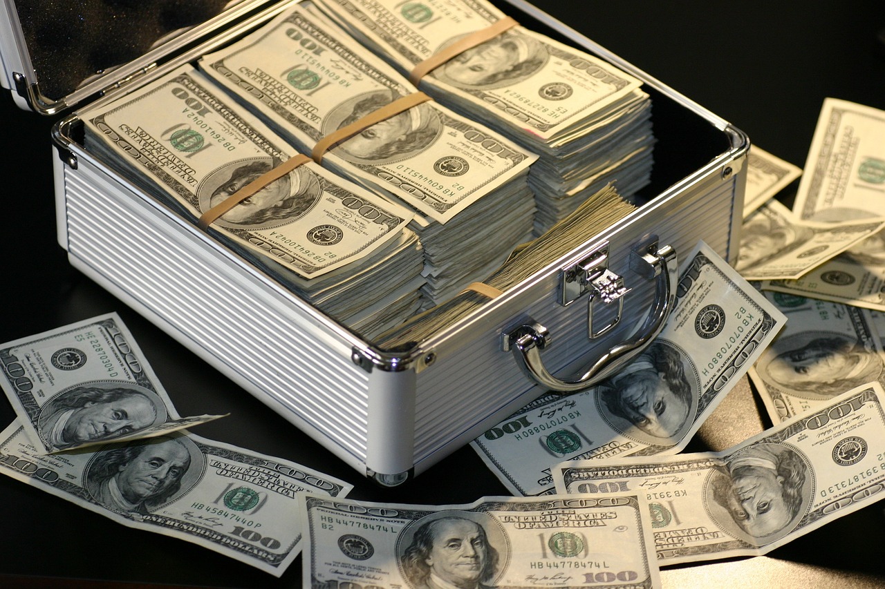 節約しながら1万円を投資する方法は？