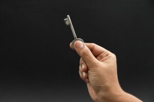 資産運用の安全性を確認するために知っておくべきポイントは？